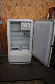 vine 1950s frigidaire refrigerator