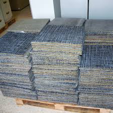 250 carpet tiles blue patterned 9045
