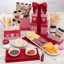 valentine s day gift baskets for him