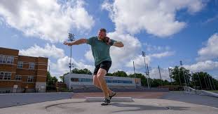 how to throw the shot put definitive