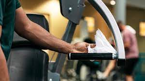 the do s and don ts of gym etiquette