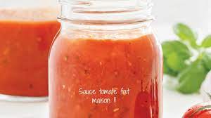 sauce de tomate mise en conserve fait