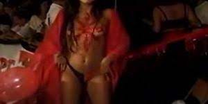völlig nackt im Karneval - Rio de Janeiro Porn Videos
