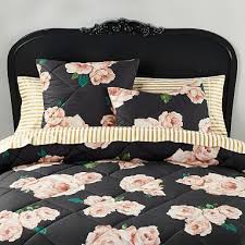 Meritt Bed Of Roses Comforter King