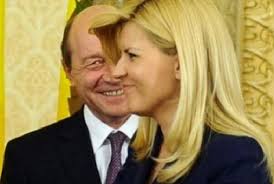 Elena Udrea crede că Traian Băsescu a făcut „o greșeală uriașă de leadership". „Eu i-am spus-o domnului președinte"