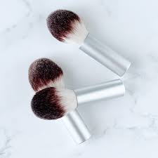 perfecting foundation brush