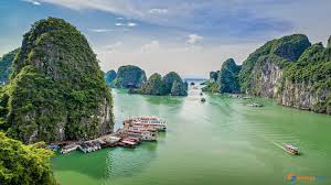 If you are heading out to the beach or even for a cruise in. Halong Bay Weather Temperature Ultimate Guide 2021 Bestprice Travel