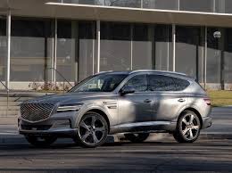 Pricing and which one to buy. 2021 Genesis Gv80 Review Pricing And Specs