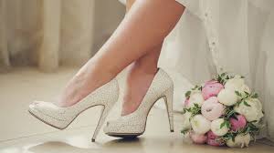 Sandalo sposa comodo risparmia con le migliori offerte per sandalo sposa a febbraio 2021! Scarpe Da Sposa 10 Modelli Per Convolare A Nozze Consigli It