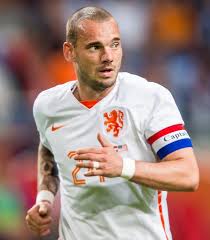 His elder brother jeffrey sneijder was born in 1982 and the younger one rodney sneijder in 1986; Wesley Sneijder Will Make Final Netherlands Appearance Thursday