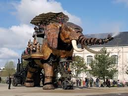 Capital city of the region of pays de la loire). Nantes And Its Fabulous Giant Elephant Lou Messugo