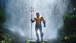 Aquaman 2 : Jason Momoa éclabousse les internets avec son nouveau costume