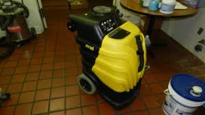 commercial carpet extractor cleaner