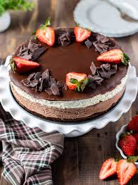 triple chocolate mousse cake without