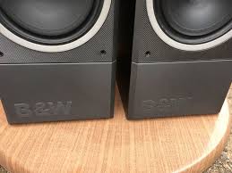 used b w dm640 floorstanding speakers