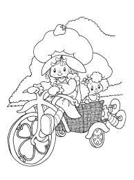 Free strawberry shortcake with a berrykin on her arms coloring and printable page. Strawberry Shortcake Berrykins Coloring Pages Free Printable Strawberry Shortcake Berrykins Coloring Pages