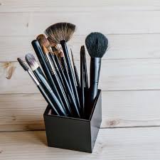 how to clean your makeup brushes and 5