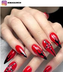 black nail designs