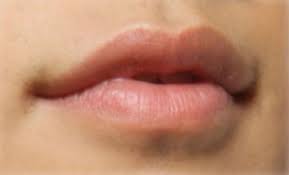 lip shapes heavy top lips