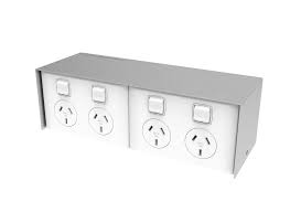 g2 4 compartment floor service outlet