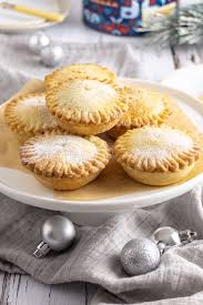 easy shortcrust mince pies crumbs and