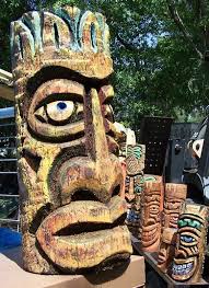 Carving Tiki Statues Tiki Art Tiki