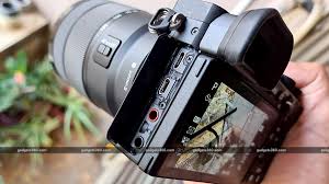 Its autofocus system also has an excellent performance, so it can track moving subjects and keep them in focus. Sony A6600 Review Ndtv Gadgets 360