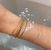 can-you-shower-with-18k-gold