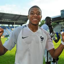 Check out all the latest information on kylian mbappé. Kylian Mbappe Meilensteine In Der Champions League Uefa Champions League Uefa Com