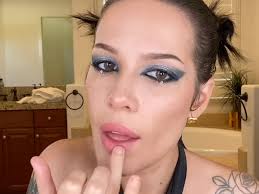 halsey s coaca makeup tutorial is
