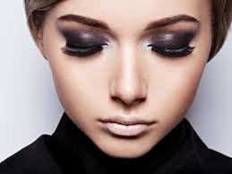 black lashes fashion makeup
