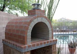 We will leave an opening in the front to store and protect split wood for the fires. Pin By Nadine Von Berg On For The Home Pizza Oven Brick Pizza Oven Pizza Oven Outdoor