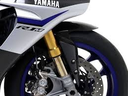 It is available in 1 variants in the indonesia. Yamaha Yzf R1m Price 2021 March Offers Images Mileage Reviews