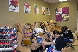 vanity nail spa