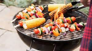 here s how to use a charcoal grill