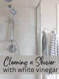 Shower Cleaning With White Vinegar