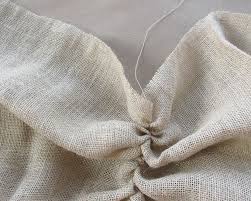 how to easily prepare burlap for crafts