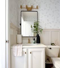 bathroom mirror be same width as vanity
