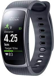 Picking a smart watch or fitness tracker will come down to what you want from your wearable smart tech. Samsung Gear Fit 2 Smartwatch Mit Pulssensor Und Amazon De Elektronik