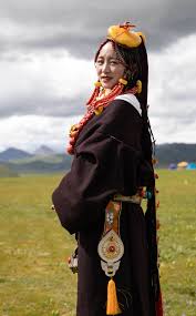InPics: A Tibetan-style fashion show in SW China's Sichuan - Xinhua |  English.news.cn