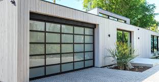 how to choose garage door service for