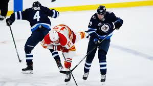 The complete analysis of winnipeg jets vs calgary flames with actual predictions and previews. Laine Overpowers Flames In Jets Overtime Win Ctv News