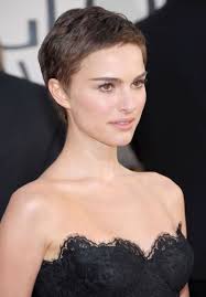 Natalie portman's height and weight. Beauty Evolution Natalie Portman S Best Looks Over The Years Short Hair Styles Pixie Pixie Haircut For Thick Hair Natalie Portman Short Hair