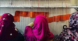 kashmir how weaving offers women a
