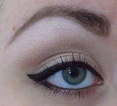 winged eyeliner cat eye tutorial