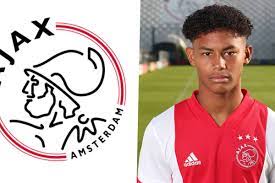 Ajax youth player noah gesser (16) is one of the two victims of the fatal traffic accident at ijsselstein yesterday. Ajax Youth Talent Gesser Dies In Car Accident Aged 16 Goal Com