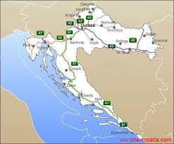 Pays à la géographie extrêmement diversifiée, la croatie est un petit pays des balkans (127ème pays mondial et 19ème en europe en superficie) qui dispose de paysages et de caractéristiques touristiques variés.ses côtes sont particulièrement découpées avec presque 700 îles. Map Of Croatia Map Of Croatian Regions Highway Tourist Spots Railway
