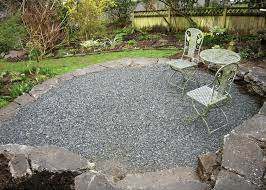 the pros and cons of a pea gravel patio