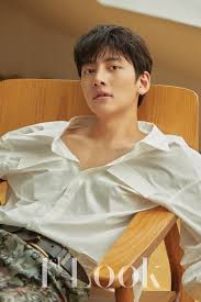 According to the media reports on july 26th kst, the actor is currently in quarantin… as ji chang wook was currently filming the upcoming drama series ' annarasumanara ', all of the show's staff and cast members will be tested as well. Eye Candy Ji Chang Wook For 1st Look Rolala Loves