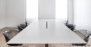 Plano 2 Conference Table
